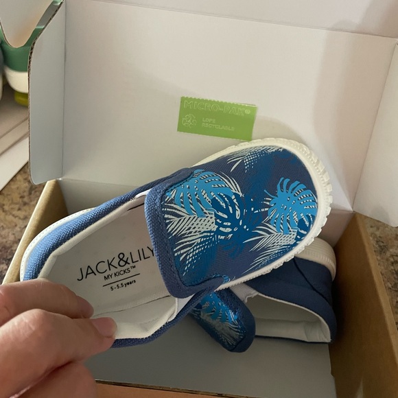 Jack & Lily NIB slip on shoes - Picture 6 of 12